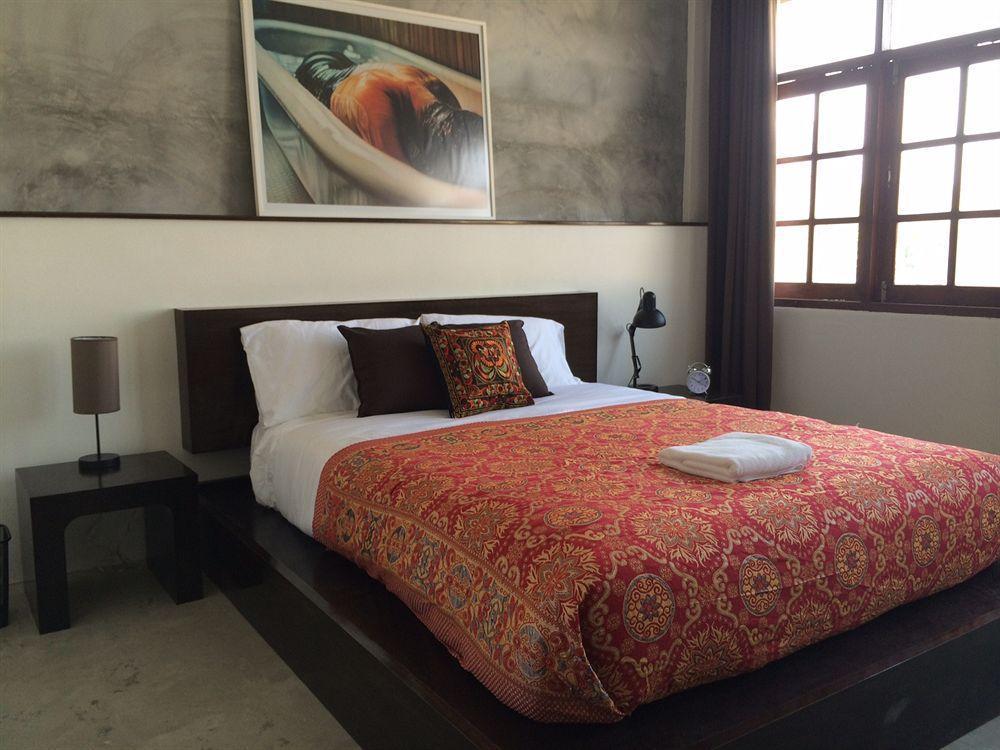 Bed and Breakfast Kama Bangkok Esterno foto