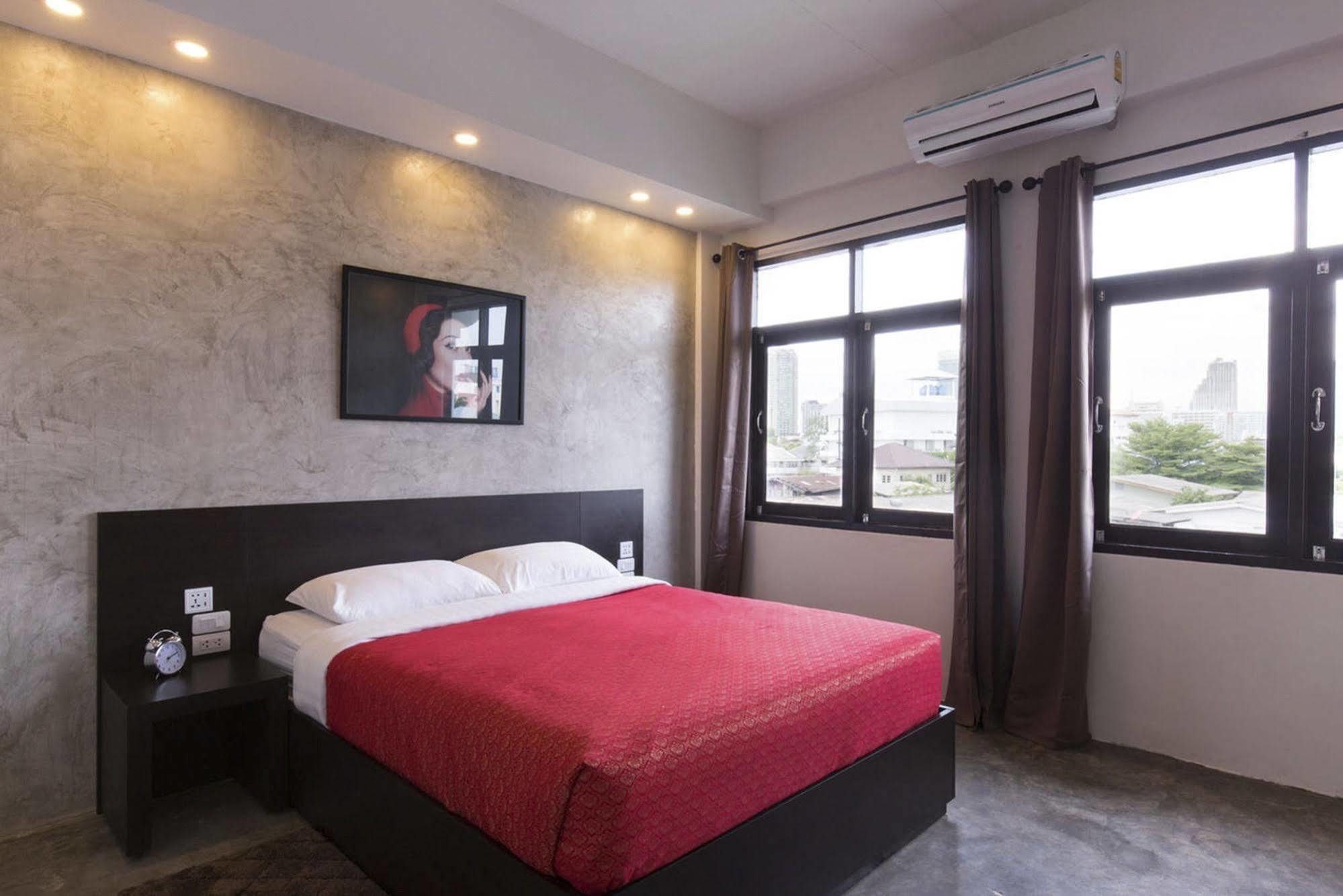 Bed and Breakfast Kama Bangkok Esterno foto